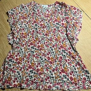 NWOT Grace & Lace Floral Top L